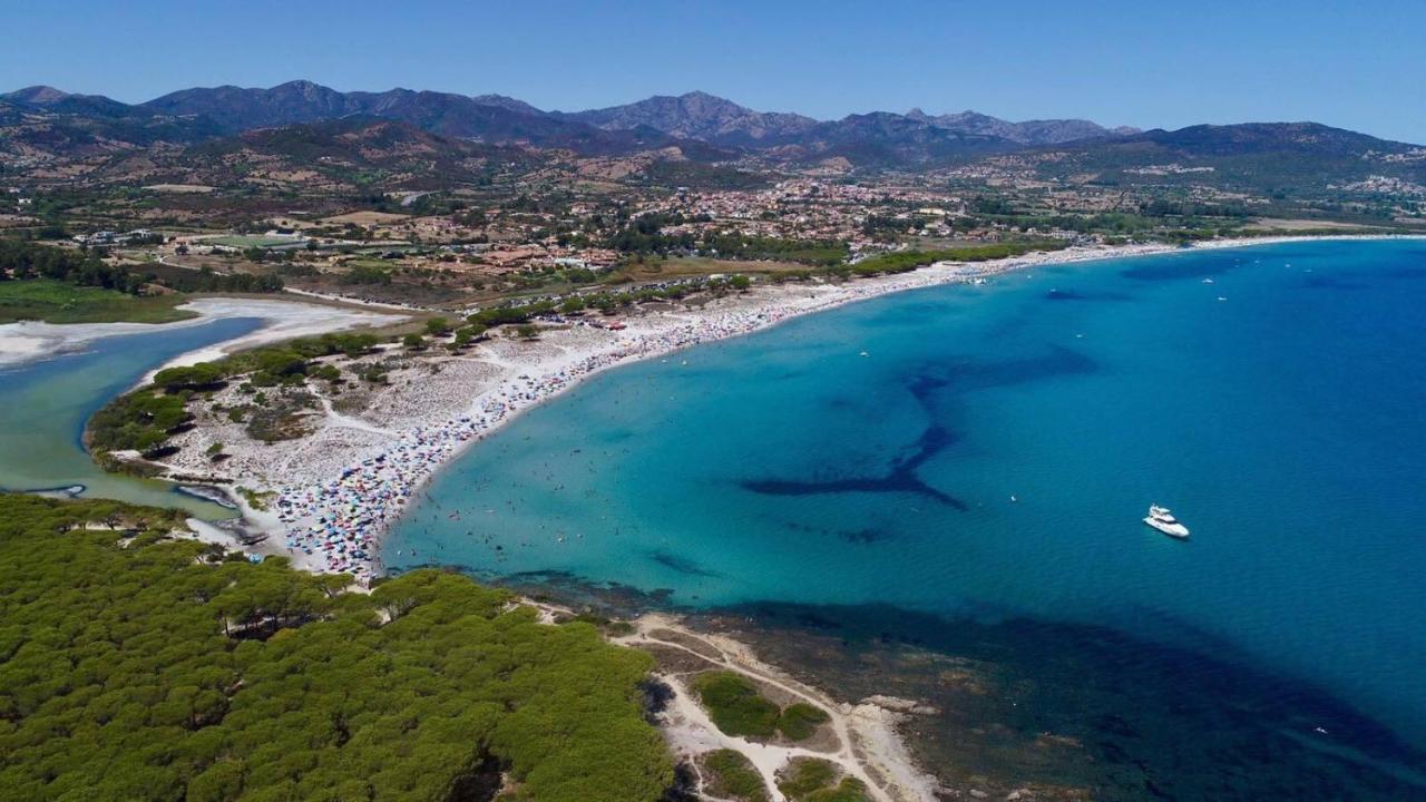 Villetta Con Piscina Budoni Affitti Spiaggia 700 Mt Екстериор снимка
