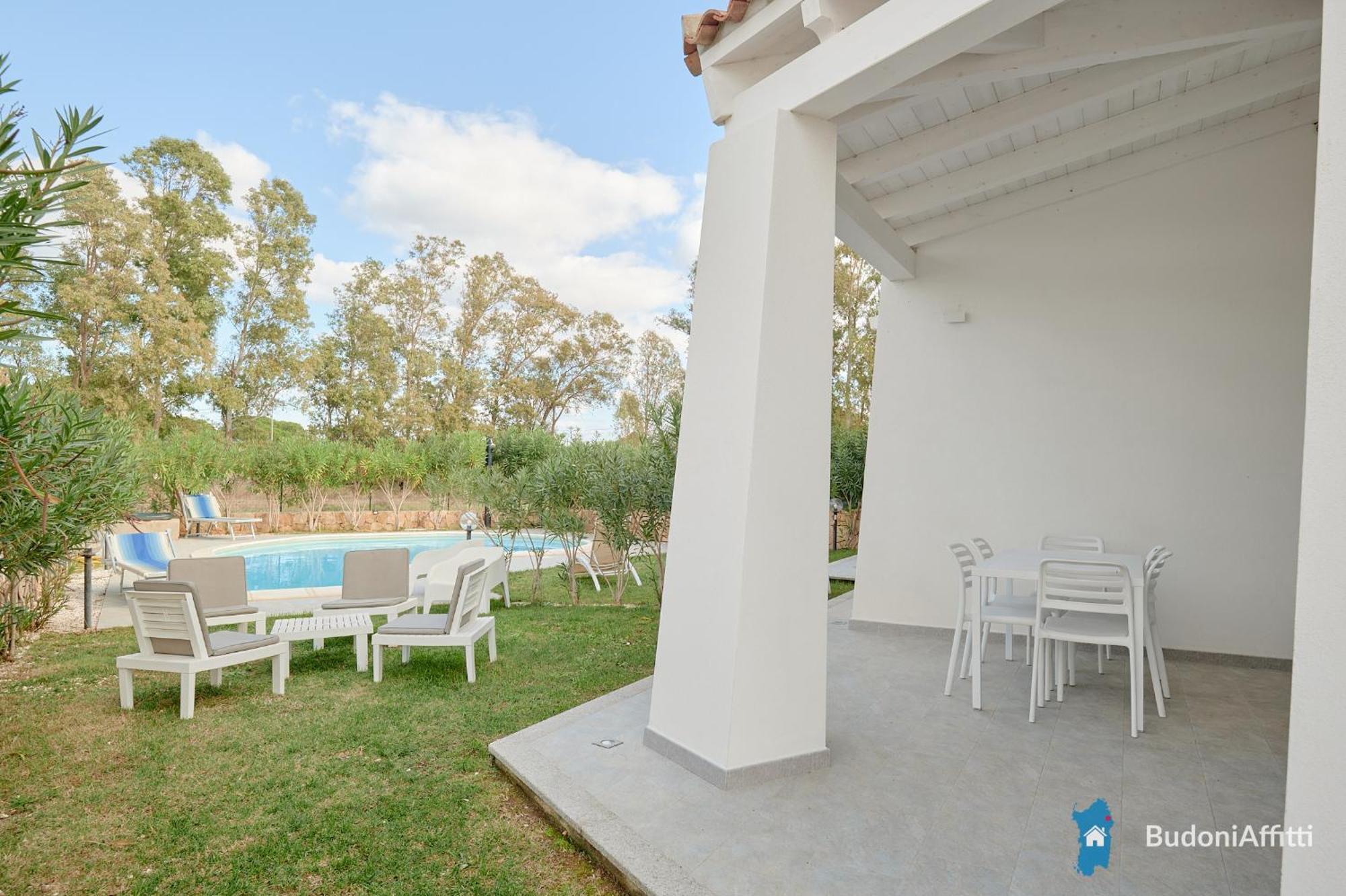 Villetta Con Piscina Budoni Affitti Spiaggia 700 Mt Екстериор снимка